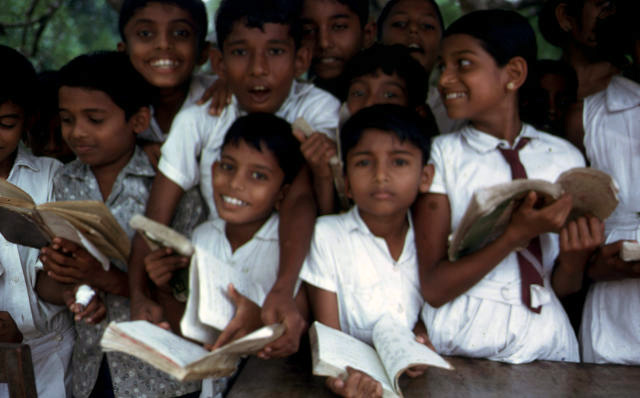 අනේ ගුරුභවතුනි!  විනෝදයෙන් විද්‍යාව&nbsp;උගන්වන්න