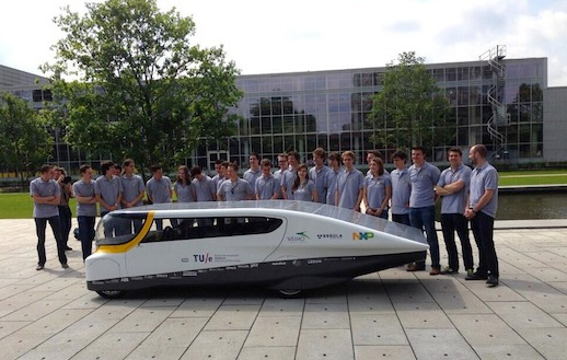 ඕලන්ද සිසු පිරිසක් නිපදවා ඇති අනාගතවාදී සූර්ය බල මෝටර්&nbsp;රථය