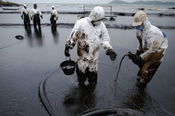 Oil-spill-cleanup