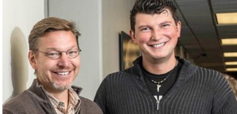 මයික් බ්‍රවුන් සහ කොනියටන්ටයින් බැටිජින් 