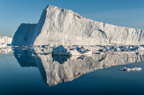 iceberg-from-jakobshavn-glacier-disko-bay