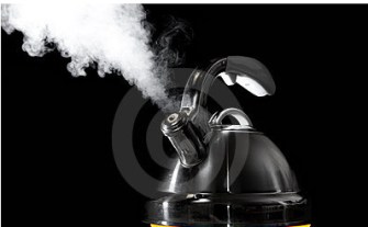 tea-kettle-boiling-water-3161608-aaaaa