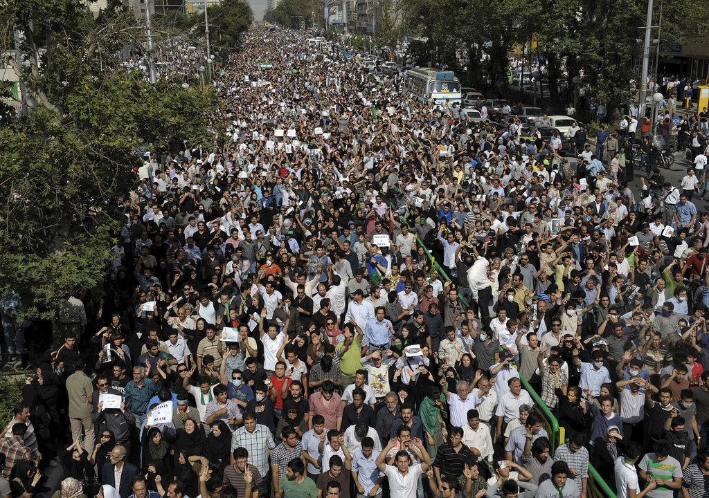 සාමූහික හැසිරීම යනු කුමක්ද?