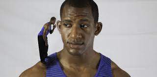 මිනිසුන් තනිවම කතා කරන්නේ&nbsp;ඇයි?