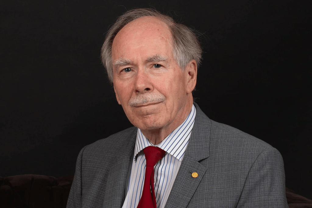 “ක්වොන්ටම් භෞතික විද්‍යාව වැරදි පාරක යන්නේ” – නොබෙල් සම්මානලාභී ජෙරාඩ් ‘ට් හූෆ්ට්&nbsp;පවසයි