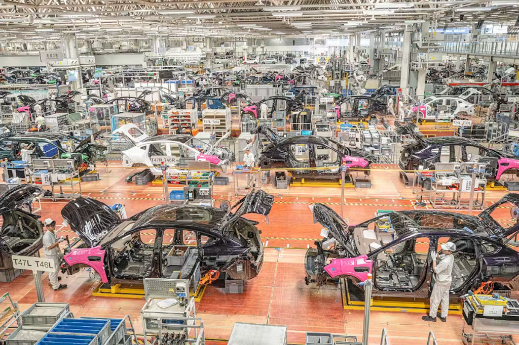 චීනයේ නව පස් අවුරුදු සැලැස්ම: අසමතුලිත ආර්ථිකයක් නිවැරදි නොකරන ස්වයංපෝෂිතභාවය පිළිබඳ අවදානම් සහගත ඔට්ටුවක්&nbsp;ද?